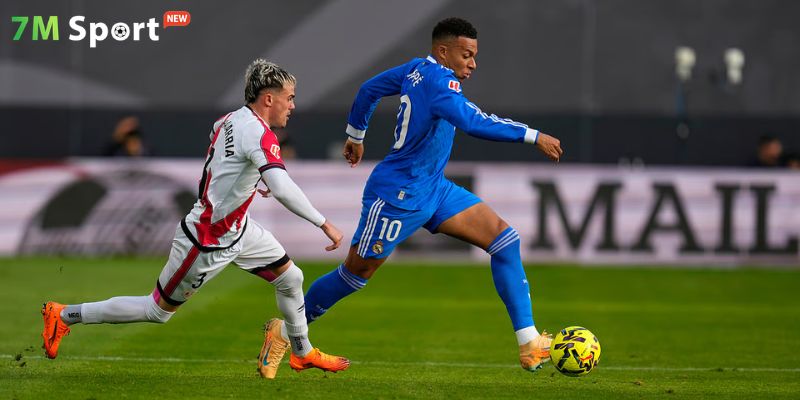 Khi nào nên áp dụng chiến thuật đánh ngược đám đông?